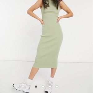 NWOT Pretty Lavish Billie knit midi dress in olive